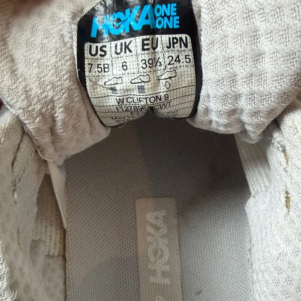 Hoka Clifton 9 Sneakers - Picture 6 of 6